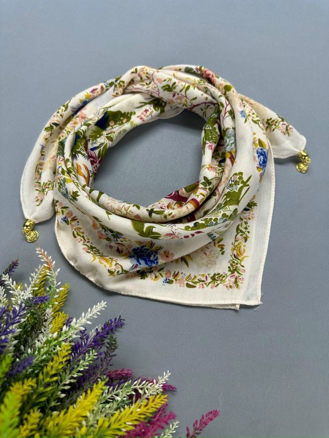 Платок 23082058