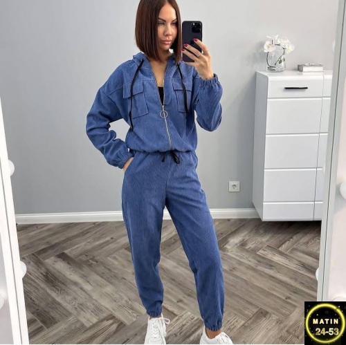 Спортивный костюм 23082885