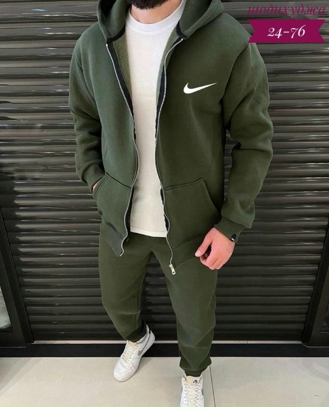 Спортивный костюм 23083368