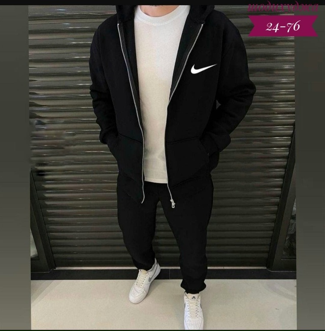 Спортивный костюм 23083368