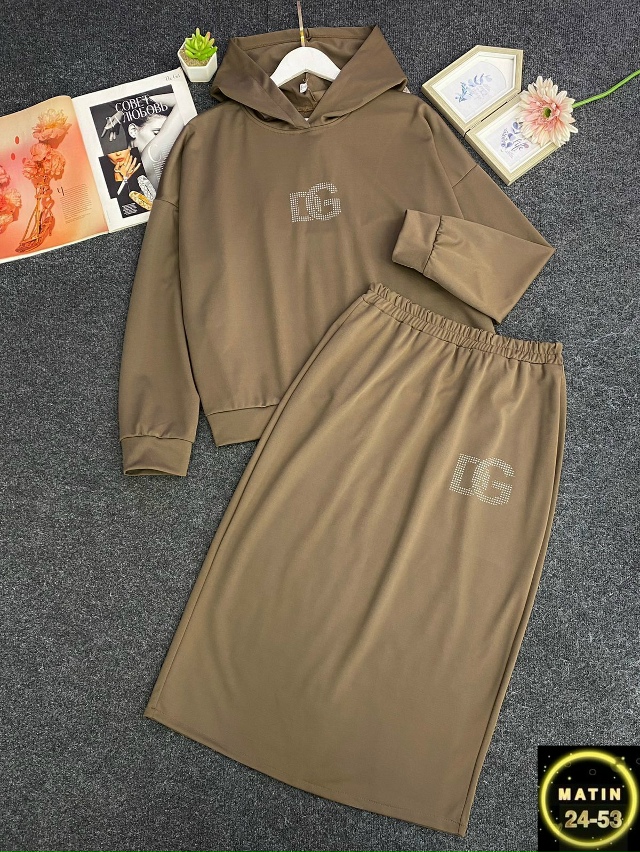 Спортивный костюм 23083941