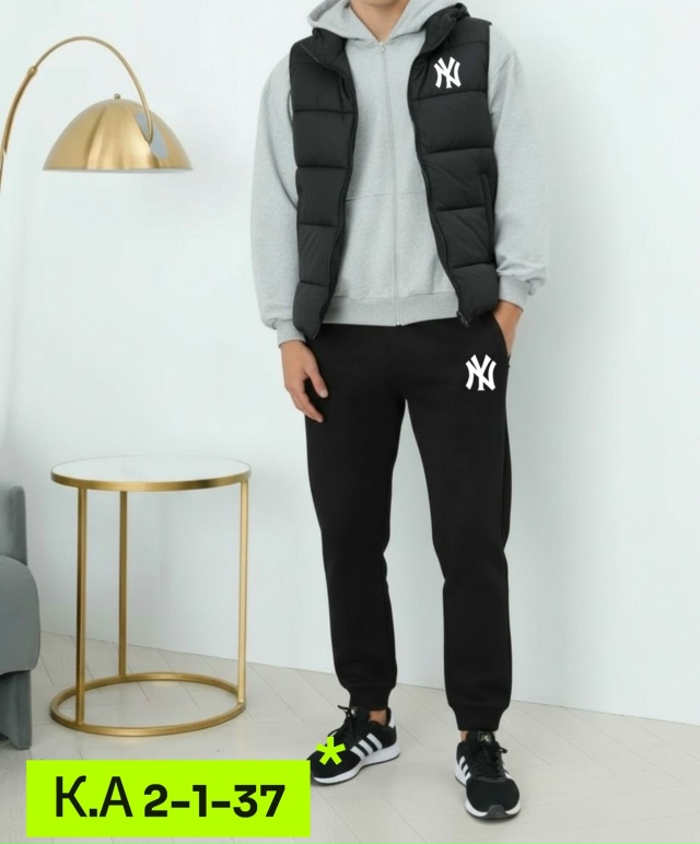 Спортивный костюм 23085466