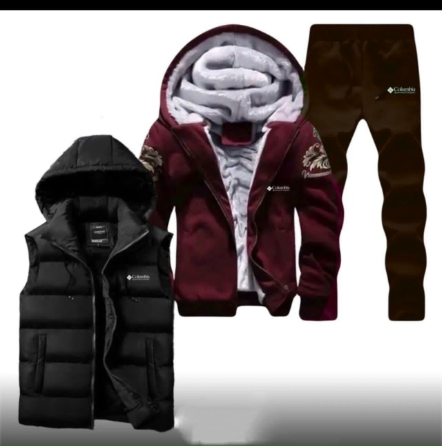 Спортивный костюм 23085374