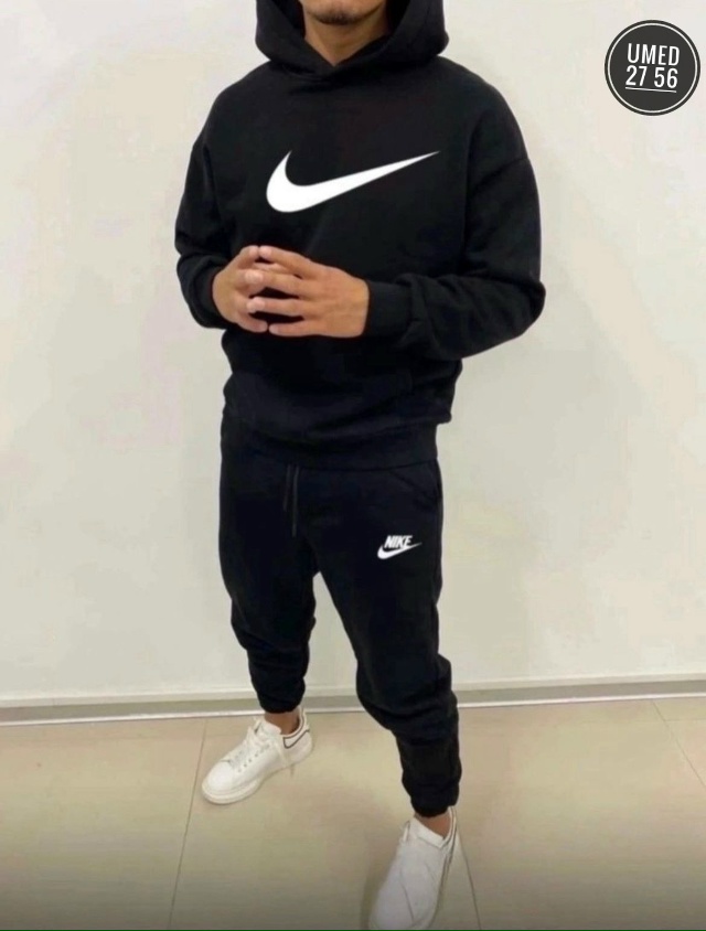 Спортивный костюм 23095477