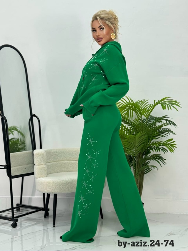 Костюм 23099380