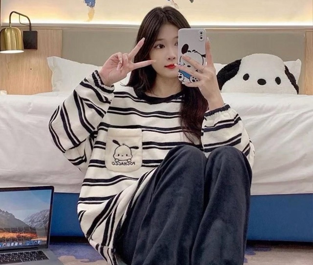 Пижама 23100471