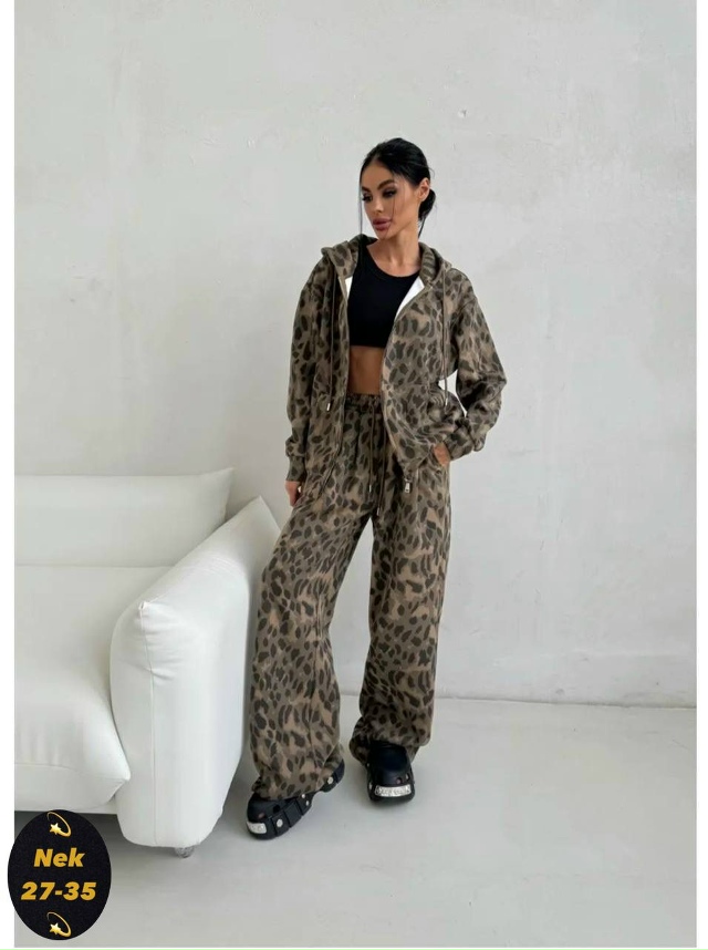 Спортивный костюм 23102112