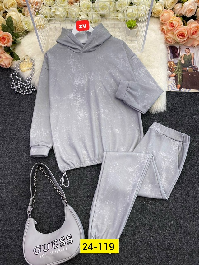 Спортивный костюм 23105234