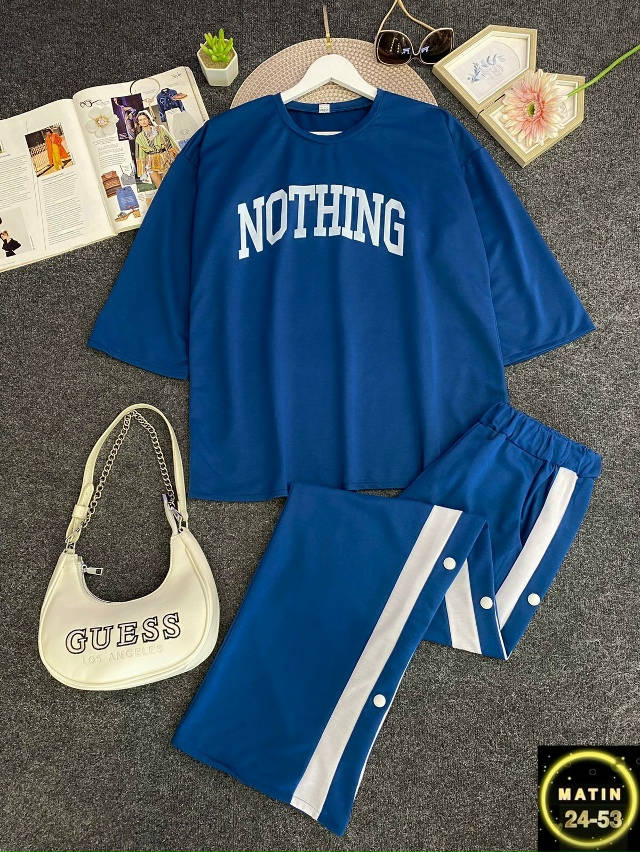 Спортивный костюм 23107575