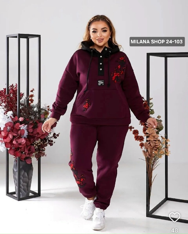 Спортивный костюм 23108455