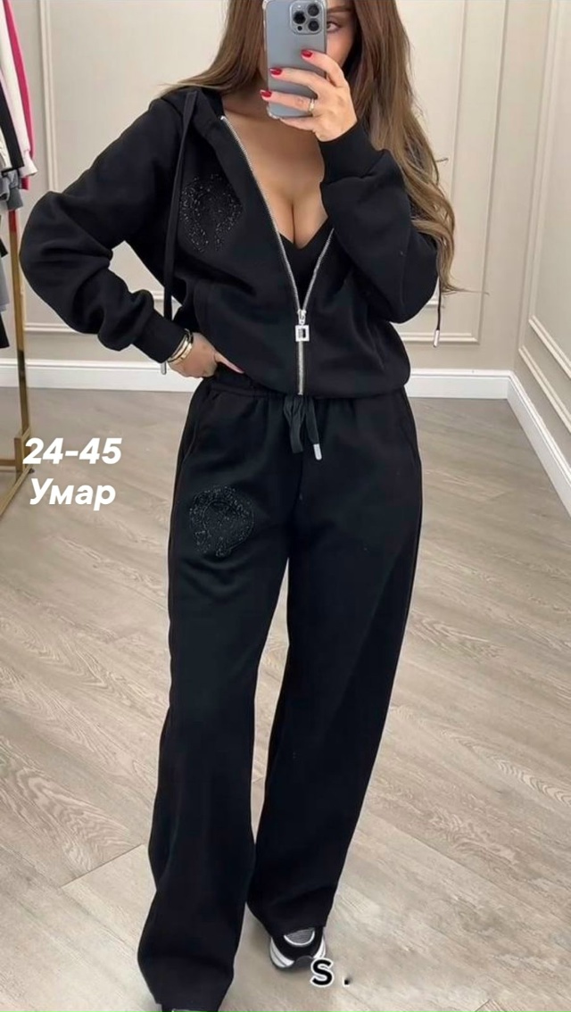 Спортивный костюм 23108875