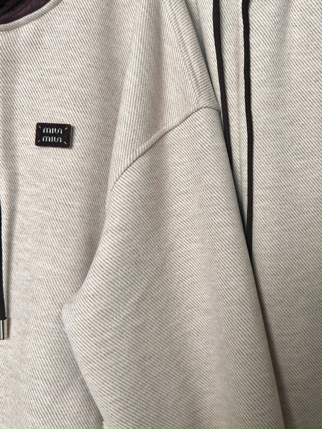 Спортивный костюм 23110615