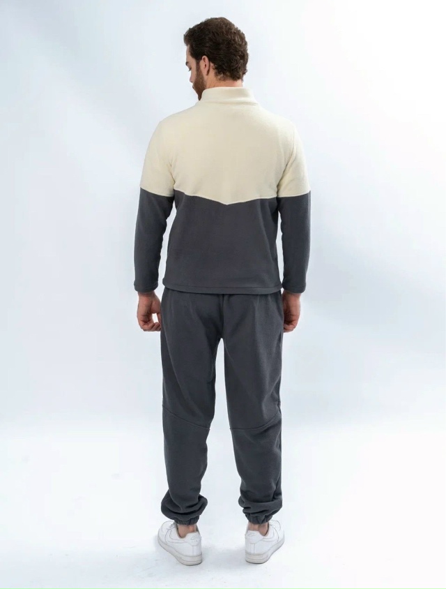 Спортивный костюм 23112763