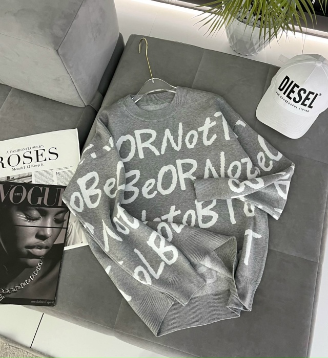 Свитер 23114514