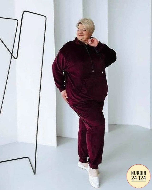 Спортивный костюм 23115507