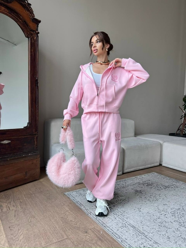 Спортивный костюм 23126013