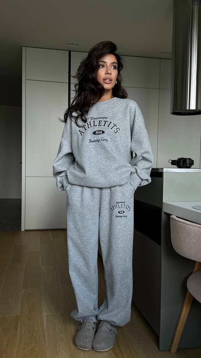 Спортивный костюм 23127087