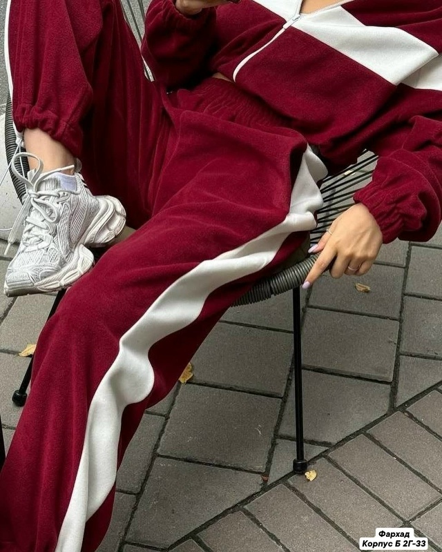 Спортивный костюм 23130109