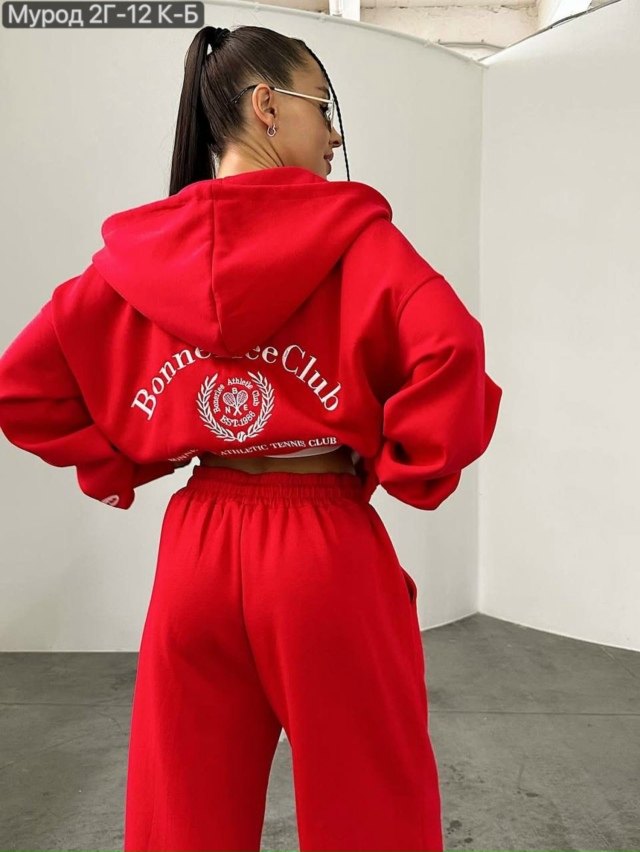 Спортивный костюм 23132490