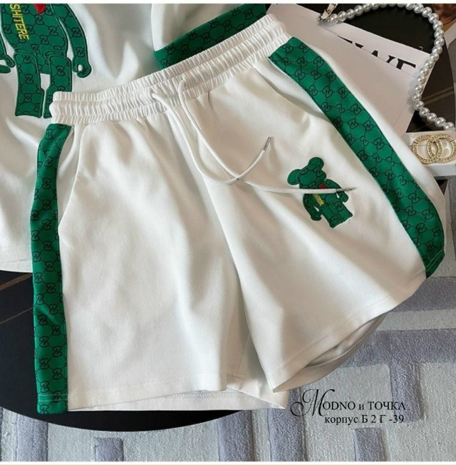 Спортивный костюм 23133819