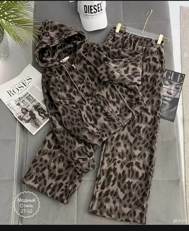 Спортивный костюм 23134737