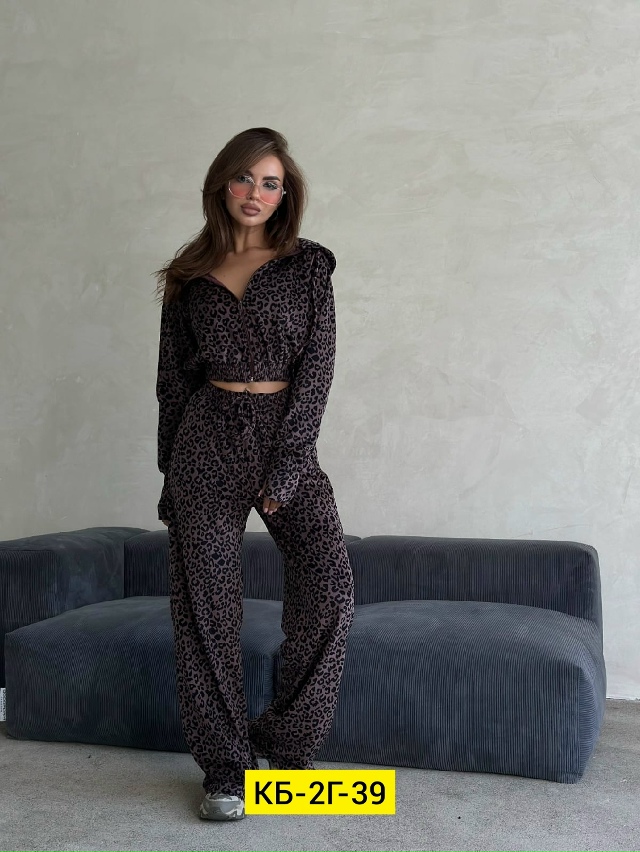 Спортивный костюм 23135204