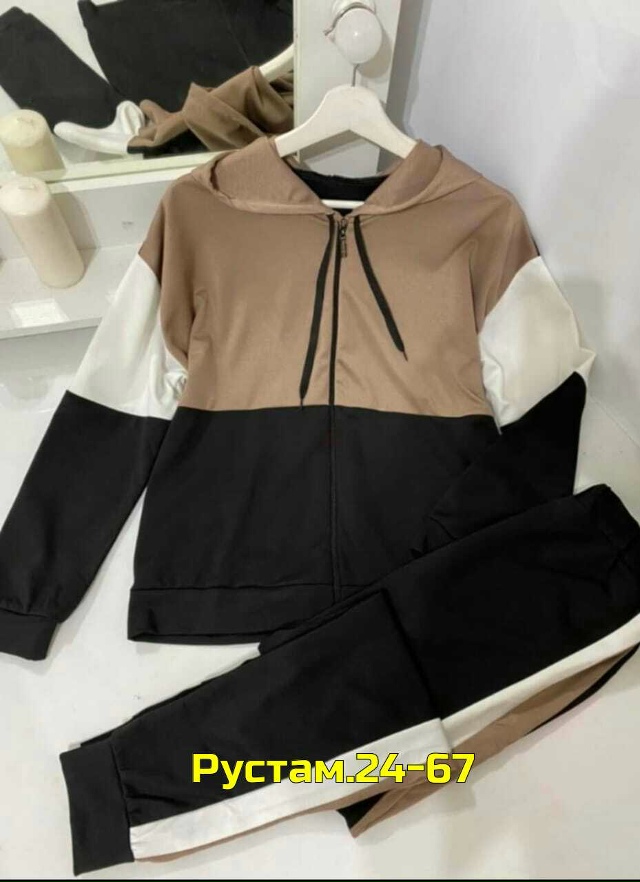 Спортивный костюм 23137057