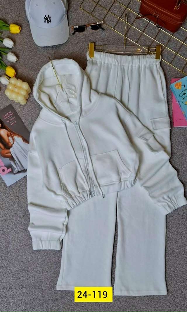 Костюм 23137653