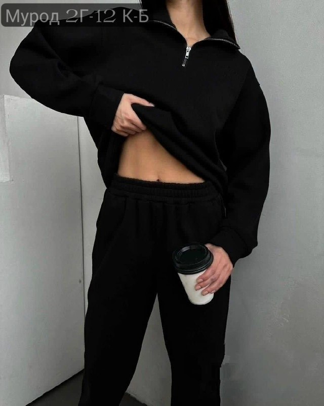 Спортивный костюм 23138189