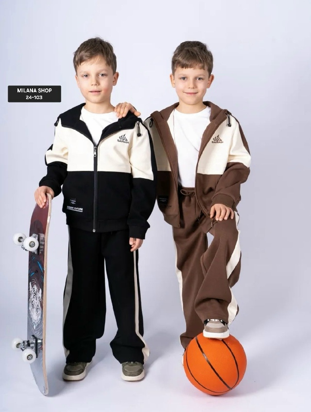 Спортивный костюм 23139451