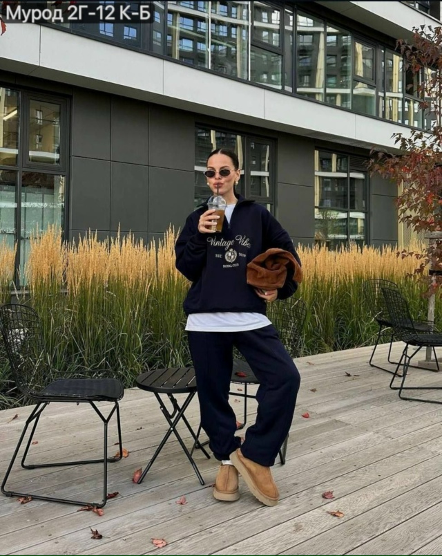 Спортивный костюм 23140376