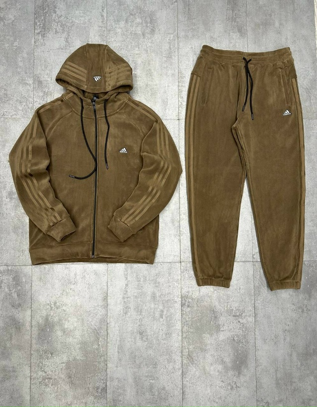 Спортивный костюм 23142254