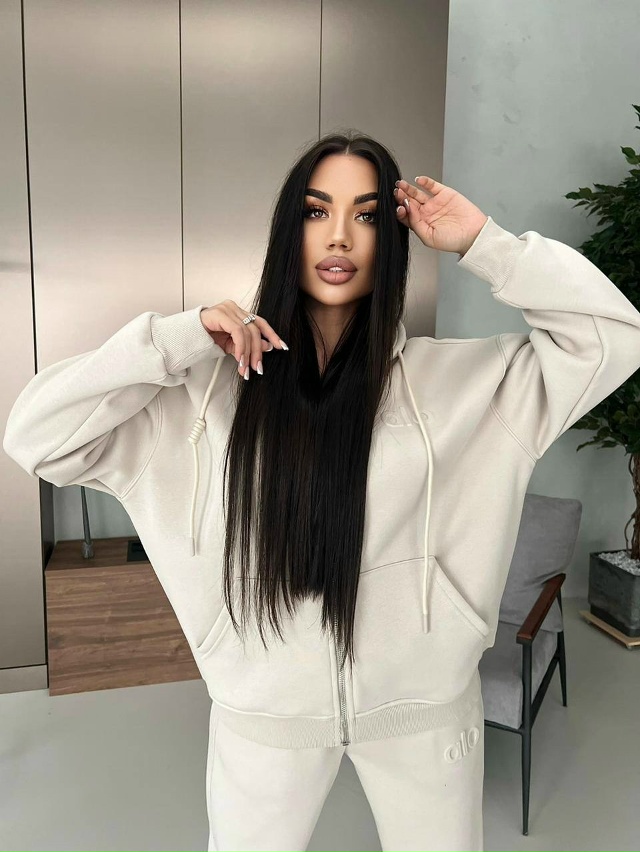 Спортивный костюм 23141677