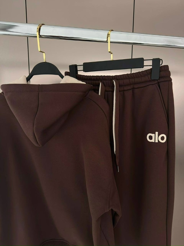 Спортивный костюм 23141675