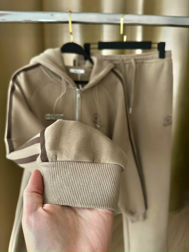 Спортивный костюм 23143014