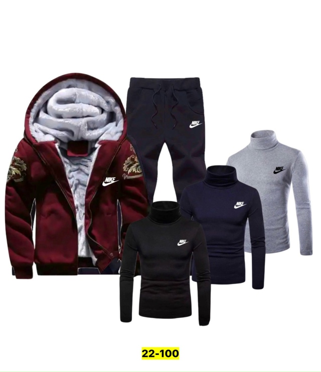 Спортивный костюм 23143672