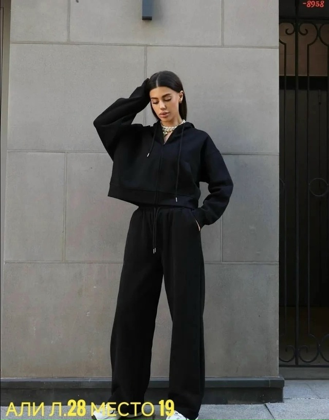 Спортивный костюм 23143179