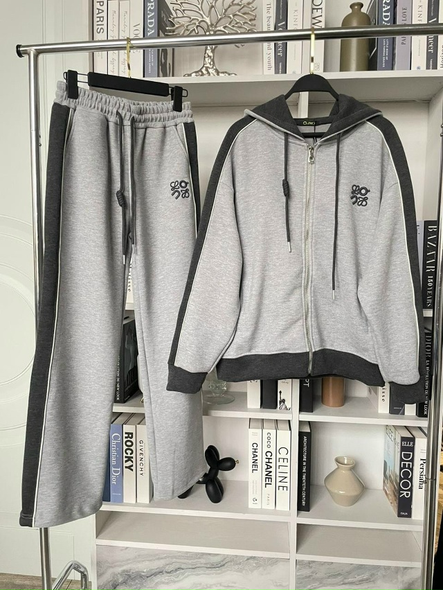 Спортивный костюм 23143219