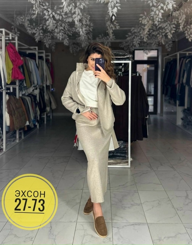 Костюм 23144473