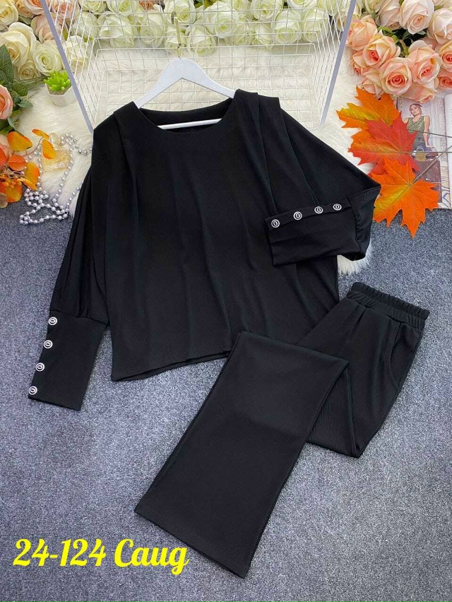 Спортивный костюм 23144488