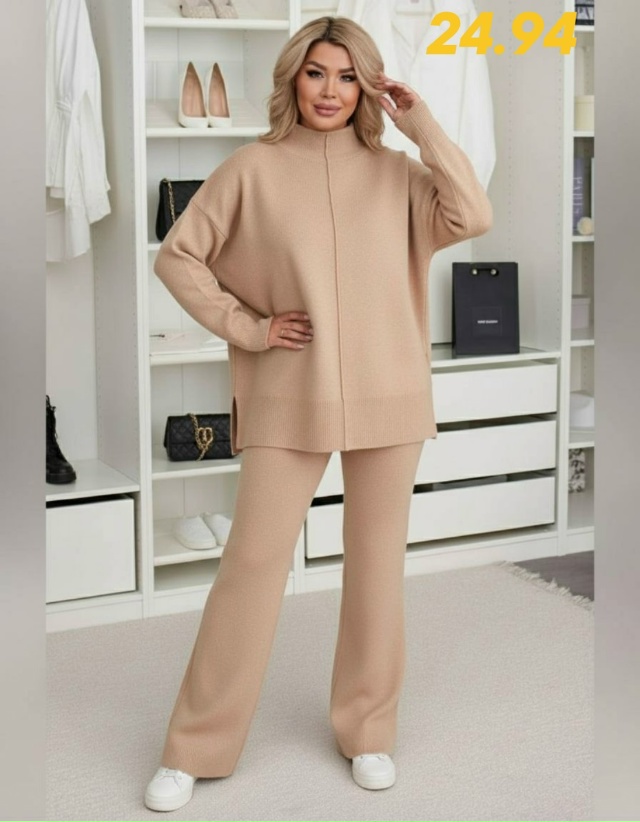 Костюм 23144013