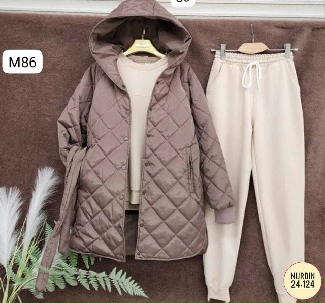 Спортивный костюм 23144562