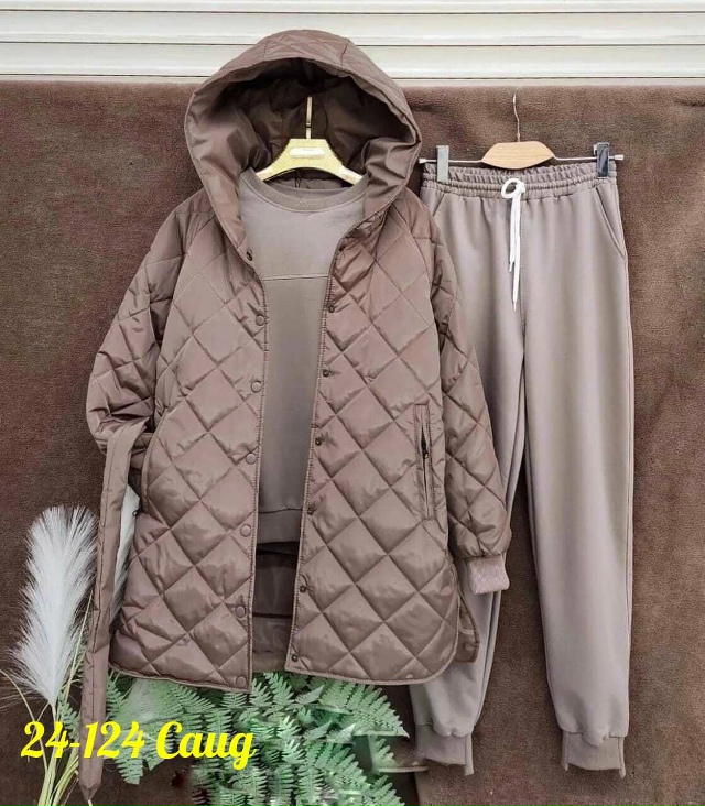 Спортивный костюм 23143938