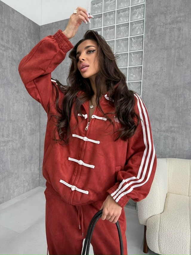 Спортивный костюм 23145180