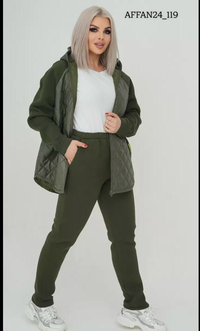 Спортивный костюм 23144907