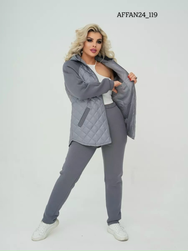 Спортивный костюм 23144907