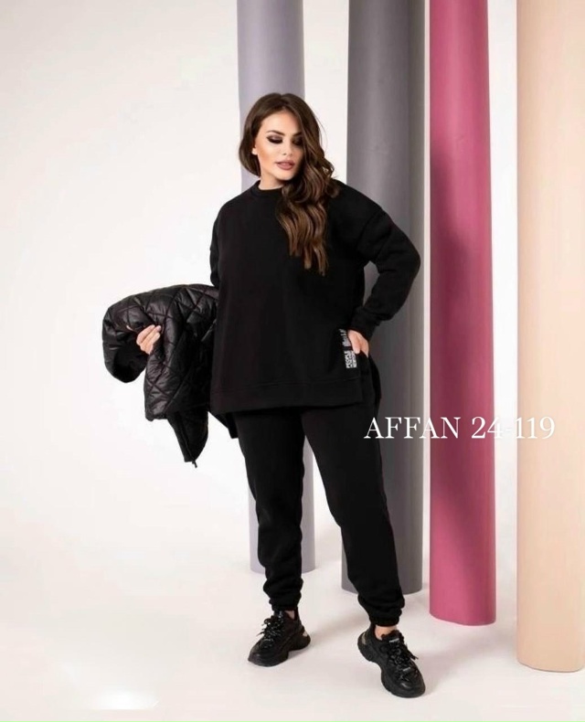 Спортивный костюм 23147726