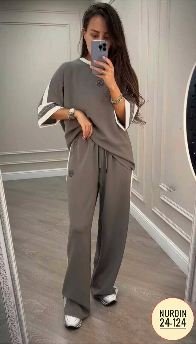 Костюм 23149112