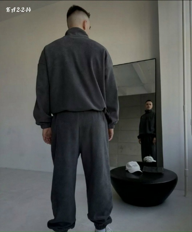 Спортивный костюм 23148662