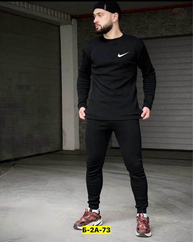 Спортивный костюм 23148301